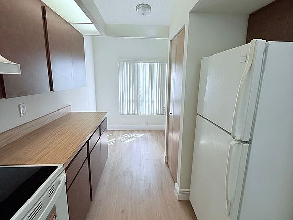 5th image of 7230 Cloister Dr #7230