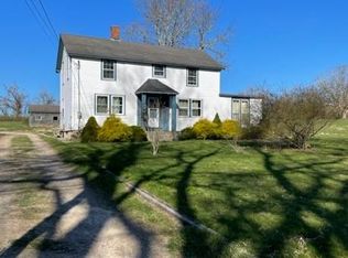 21 Fenner Hill Rd, Hope Valley, RI 02832