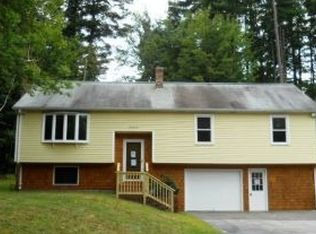 22 Worthley Hill Rd, Goffstown, NH 03045