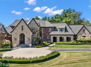 1111 Trowbridge Rd, Bloomfield Hills, MI 48304