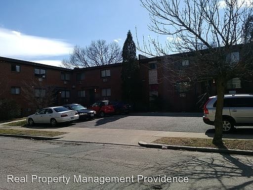 1st image of 99 Melrose St APT 10