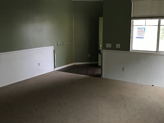 Additional Living Room