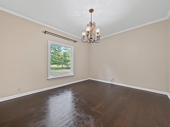 5th image of 2802 Scenic Lake Dr