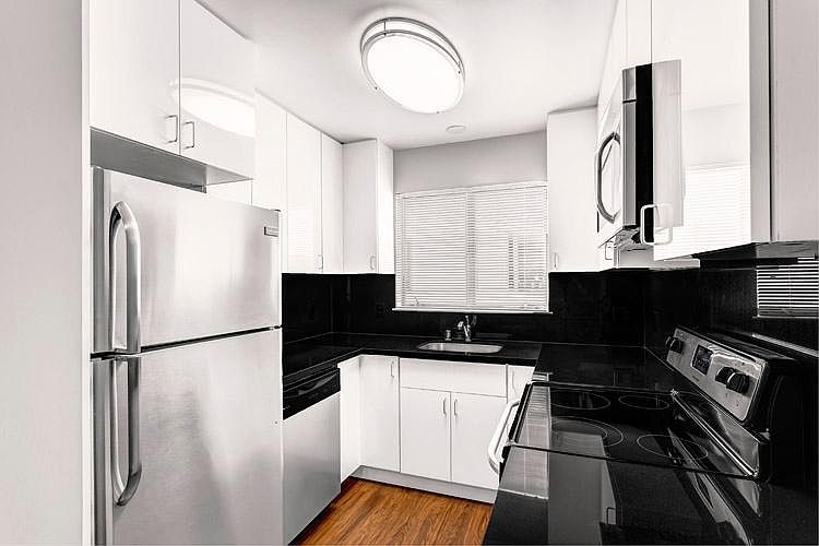1st image of 440 9th Ave APT 10
