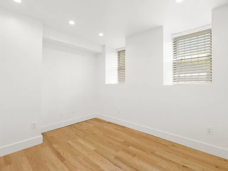 102 Ogden Ave #103 — Photo 22