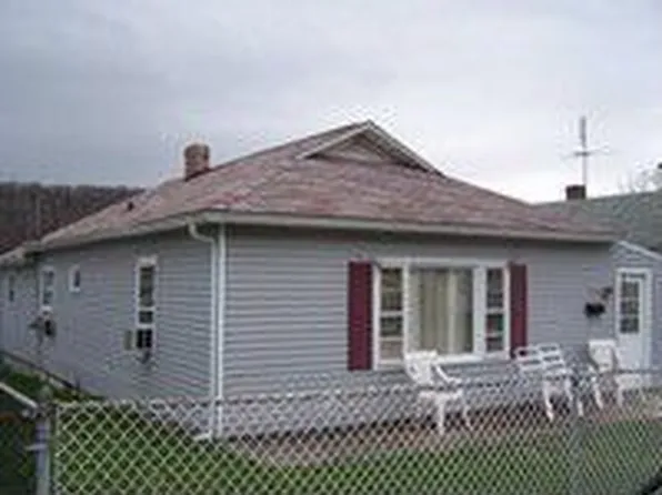 926 Charles St, Coatesville, PA 19320