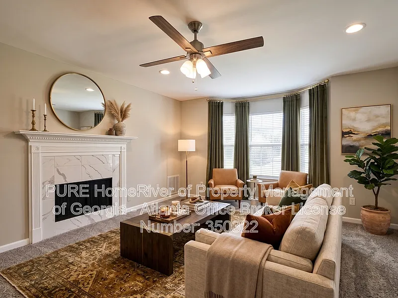 4 bed, 3.5 bath, 1693 sqft, $2,295 — Photo 2