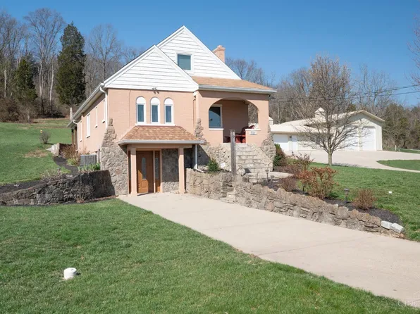 7381 State Route 128, Cleves, OH 45002