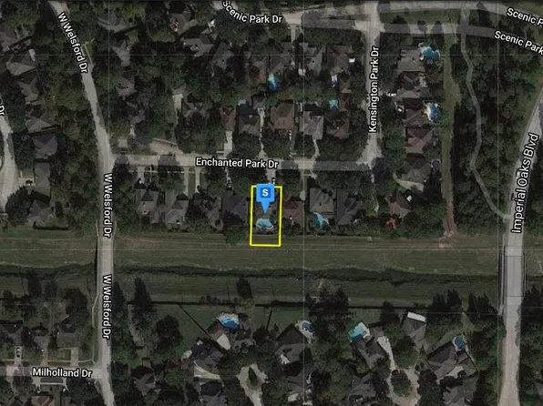 1918 Enchanted Park Dr, Spring, TX 77386