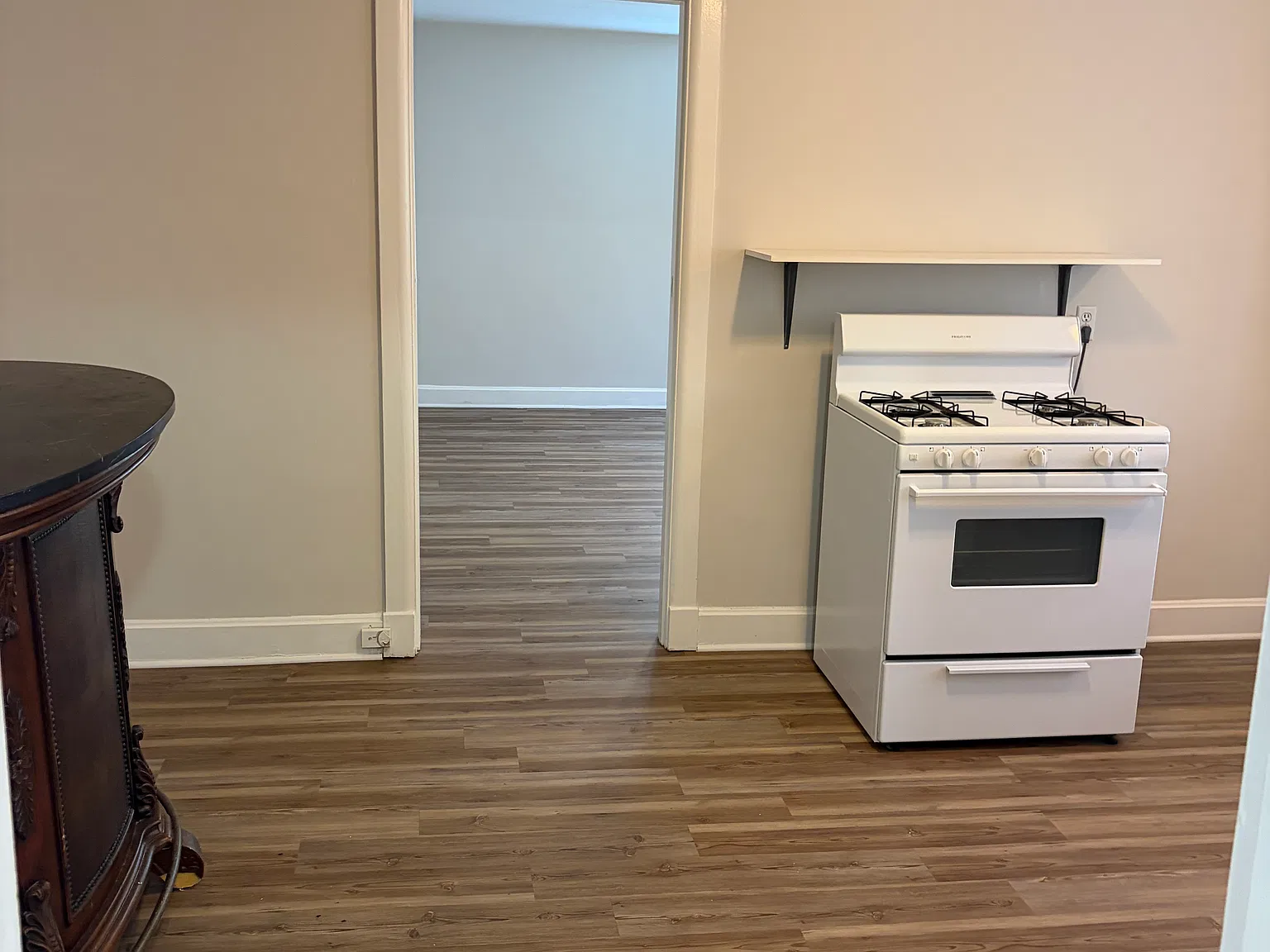 1 bed, 800 sqft, $950 — Photo 4