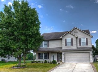 2290 Lakecrest Dr, Columbus, IN 47201