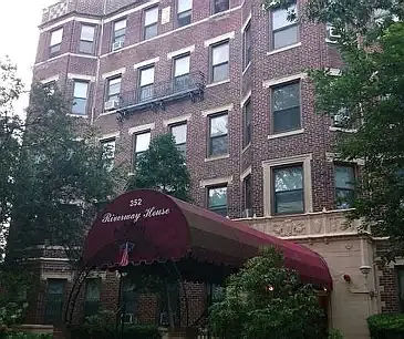 352 Riverway St #11 — Photo 1