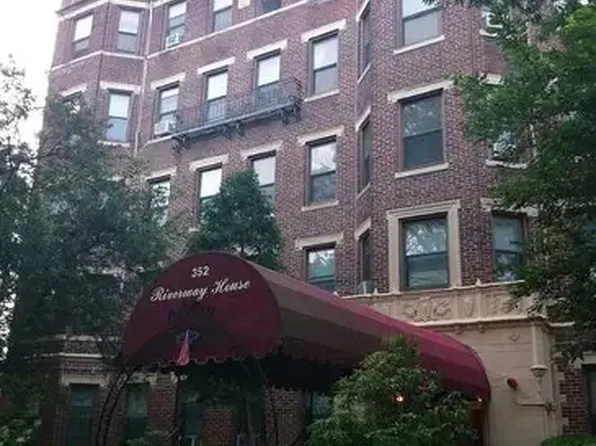 352 Riverway, Boston, MA