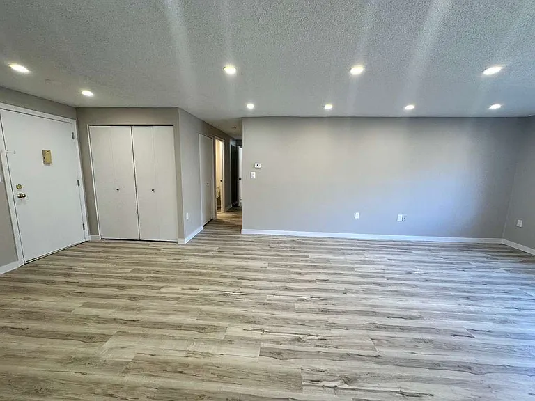 44B117 Avonwood Rd #117 — Photo 21