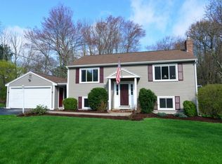 142 North St, Norfolk, MA 02056