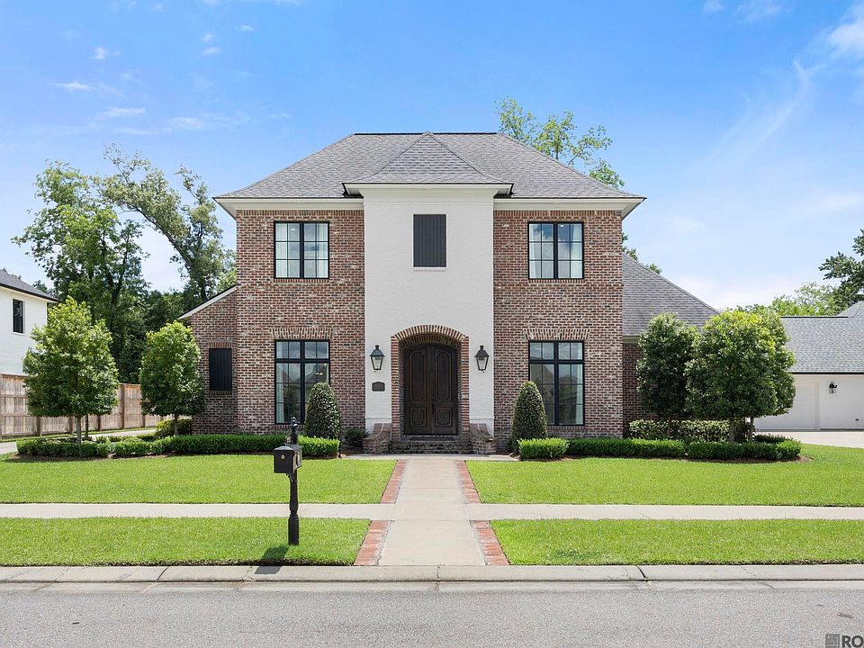 1st image of 36365 Royal Oak Dr