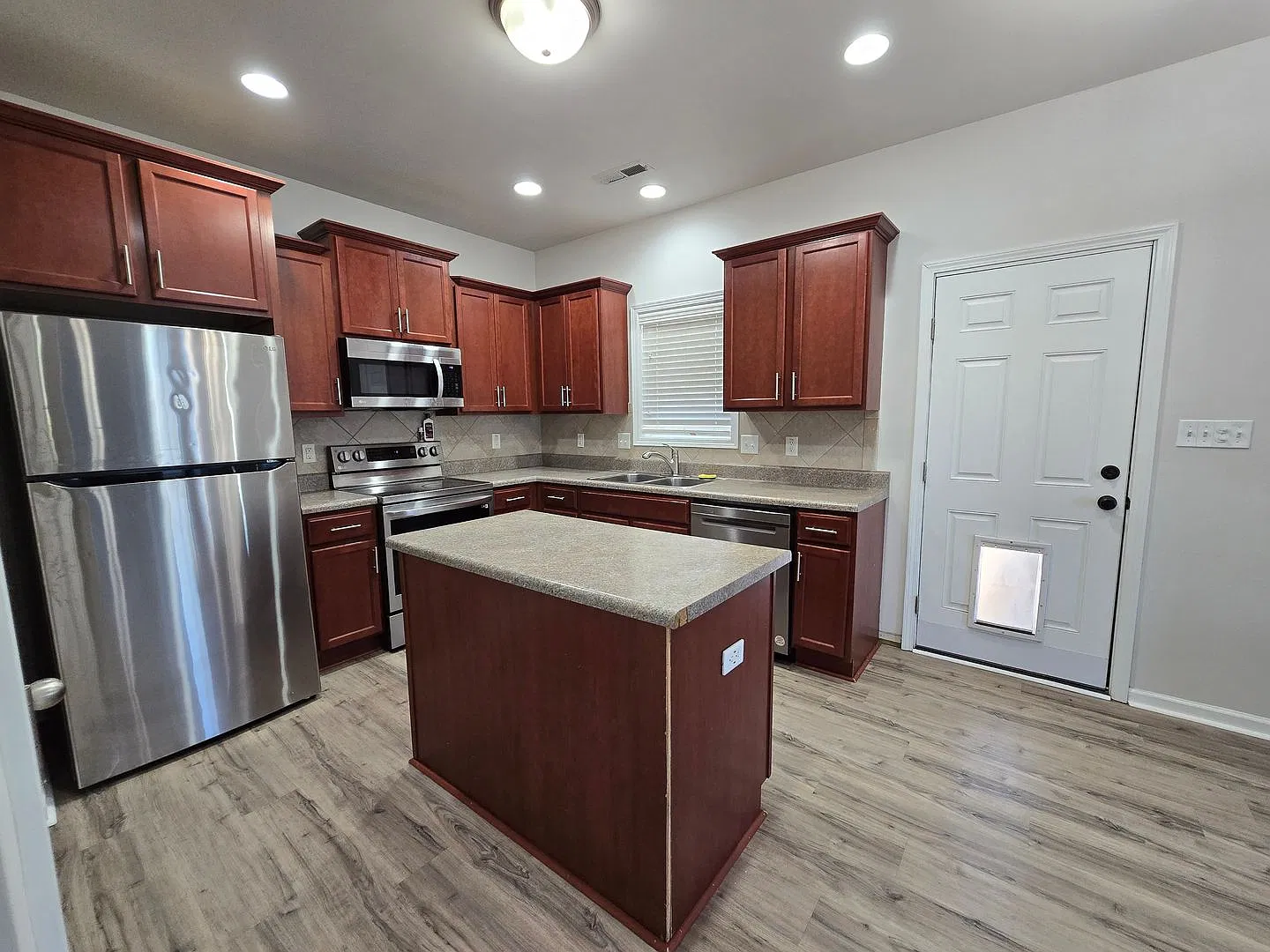 4938 Lion Heart~ Upchurch Farms — Photo 3