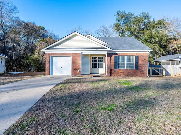 160 Senah Dr, Leesburg, GA 31763
