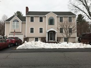 88 Freda Ln, Lowell, MA 01854