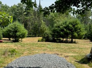 99 Stark Trl, Newbury, VT 05051