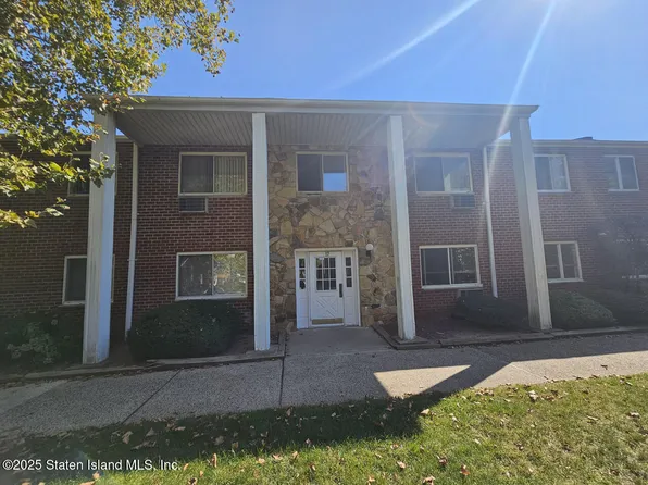 17 Gadsen Pl APT 1H, Staten Island, NY 10314
