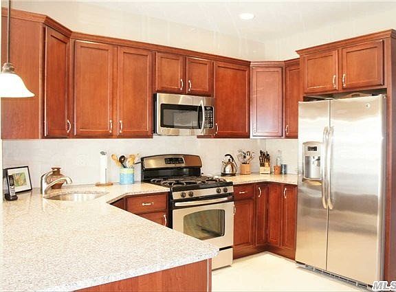 4th image of 14 Meadow Way