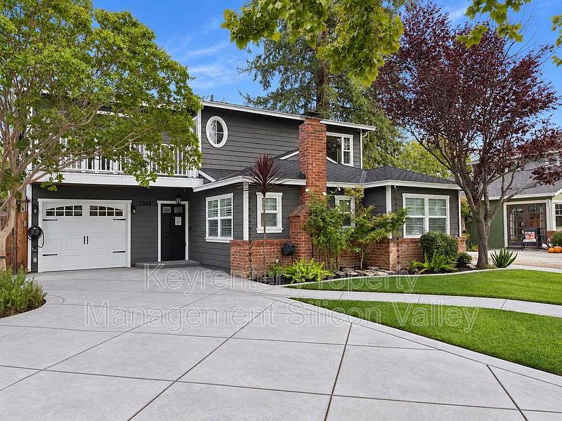 4 bed, 3.0 bath, 2508 sqft, $7,995 — Photo 3