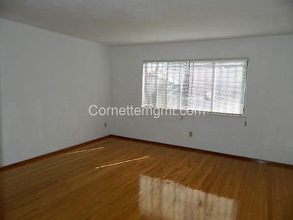 2nd image of 4407 Livingston Way