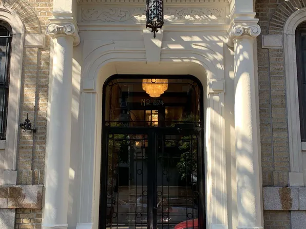 624 West 207th Street