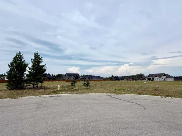 7952 Creekside Dr #1, Grande Prairie County No. 1, AB T8W 0L9
