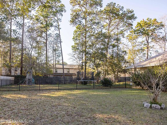 5th image of 9606 MELVINA Road