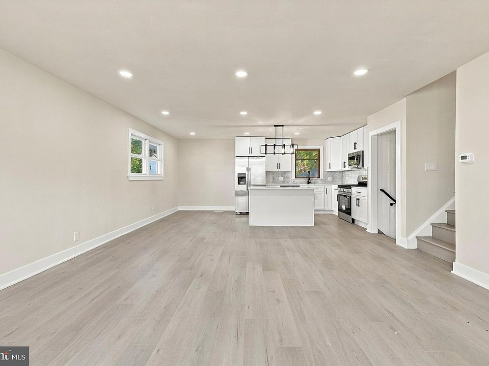 1st image of 8 Great Oak Rd