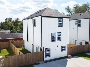 6305 Sandra St, Houston, TX 77028