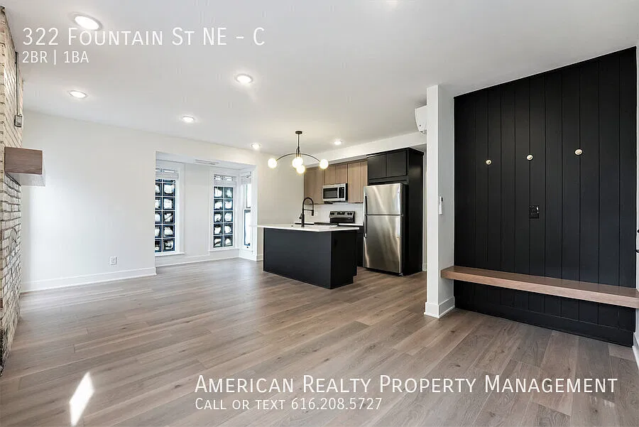 2 bed, 812 sqft, $2,150 — Photo 2