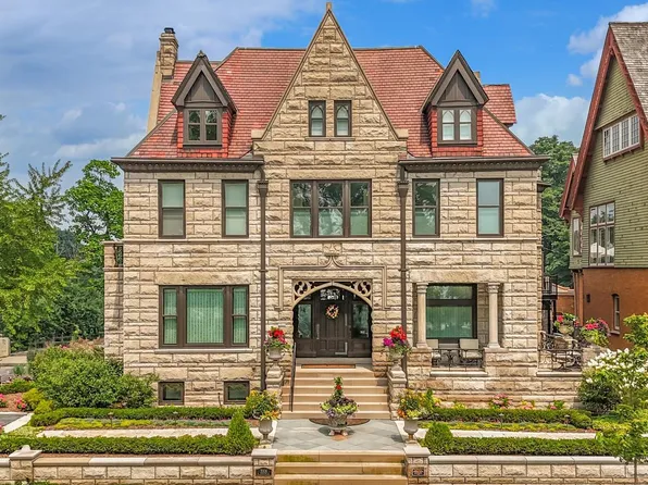 2006 East Lafayette PLACE, Milwaukee, WI 53202