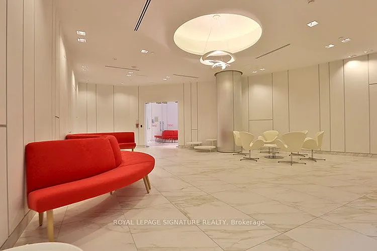 14 York St #2504 — Photo 10