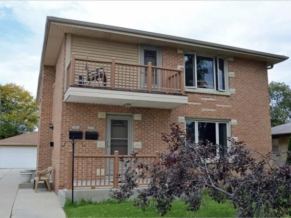 2806 E Bottsford Ave, Saint Francis, WI 53235