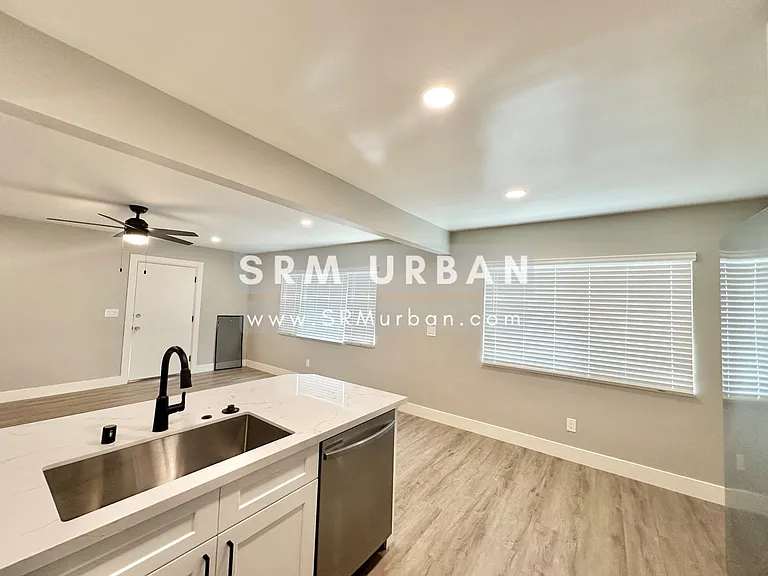 4438 Menlo Ave #3 — Photo 4