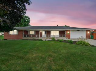 61465 Elderberry Ln, South Bend, IN