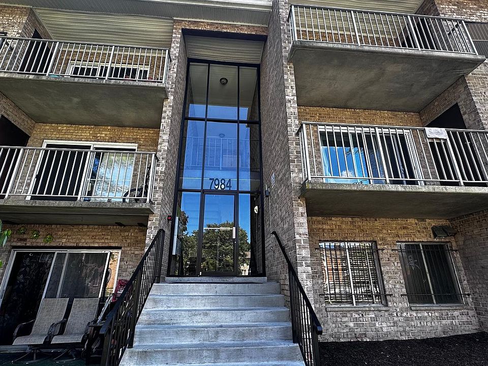 1st image of 7984 Audubon Ave #A2