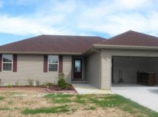 703 W Osage St, Clever, MO 65631