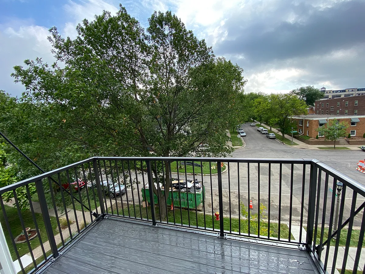 Building Photo - 749 Mount Curve Blvd #201