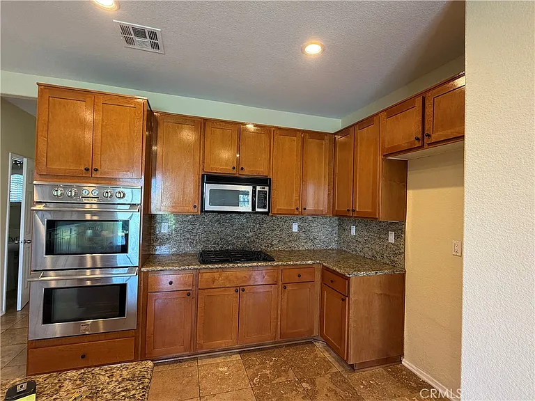 6045 Medinah St — Photo 13
