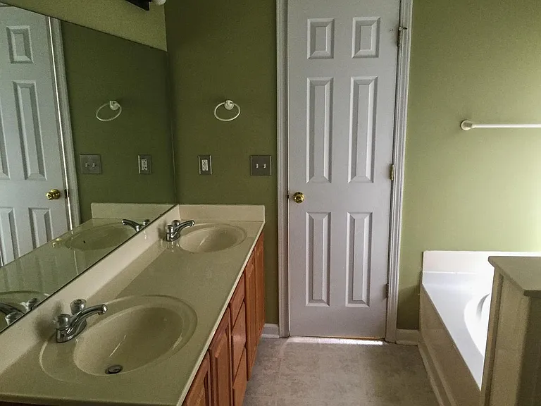 1108 Rockwood Rd — Photo 14