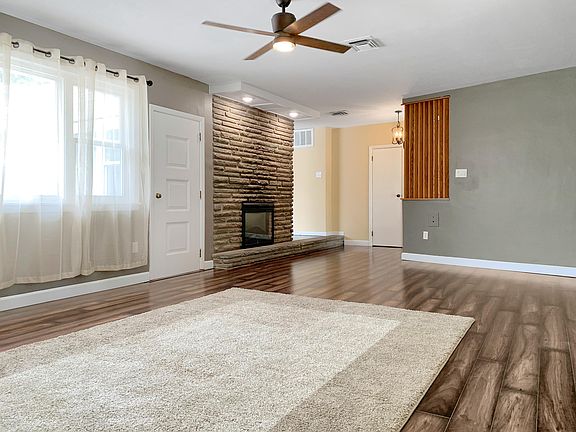 4th image of 101 N Arch St