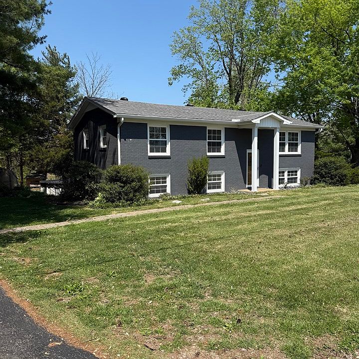 1st image of 311 SW Circle Rd
