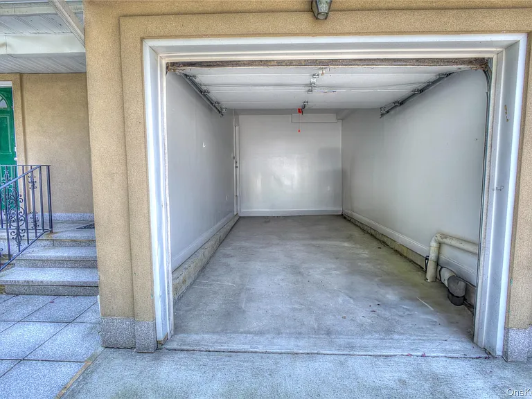 12 Yennicock Ave — Photo 30