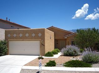 7640 Calle Comodo NE, Albuquerque, NM 87113