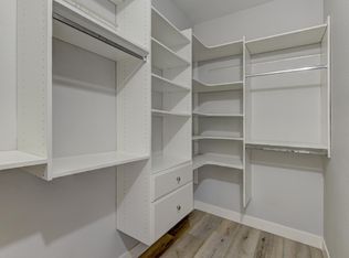 7167 S Durango Dr UNIT 201, Spring Valley, NV 89113