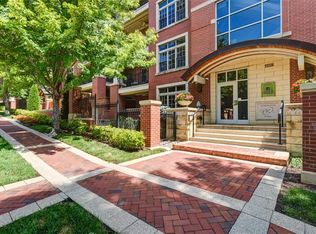 4937 Wyandotte St APT 100, Kansas City, MO 64112